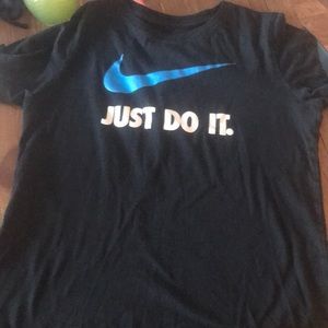 Women’s Nike T-shirt